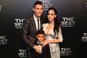 Cristiano Ronaldo Jr. Mother 